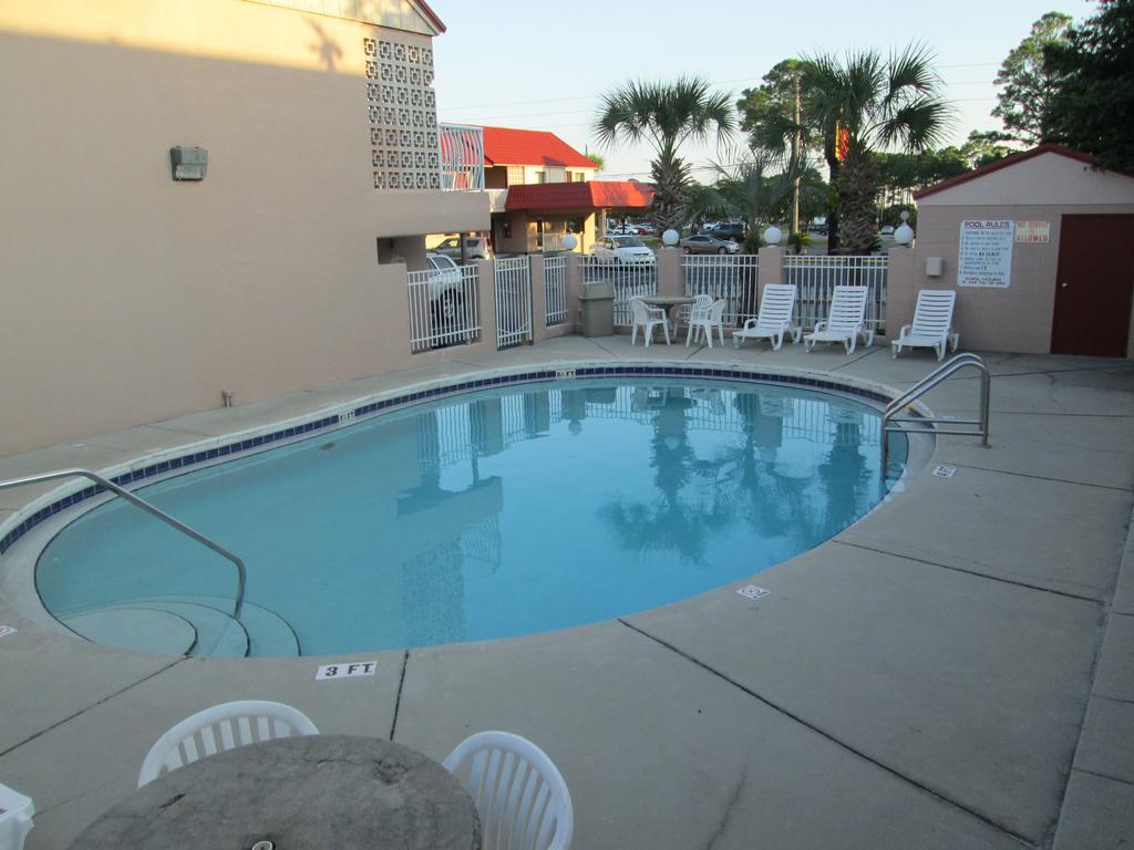 Super 8 By Wyndham Ft Walton Beach Fort Walton Beach Esterno foto