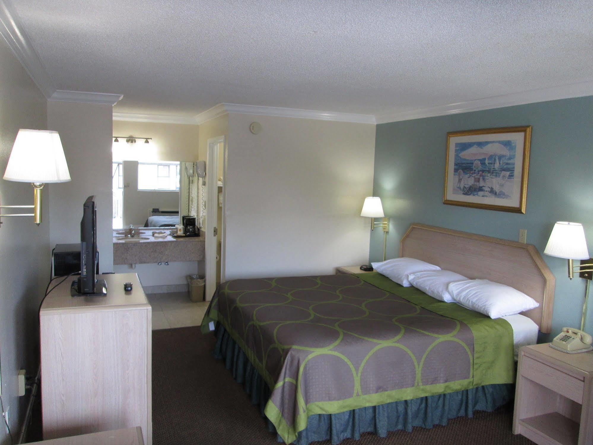 Super 8 By Wyndham Ft Walton Beach Fort Walton Beach Esterno foto